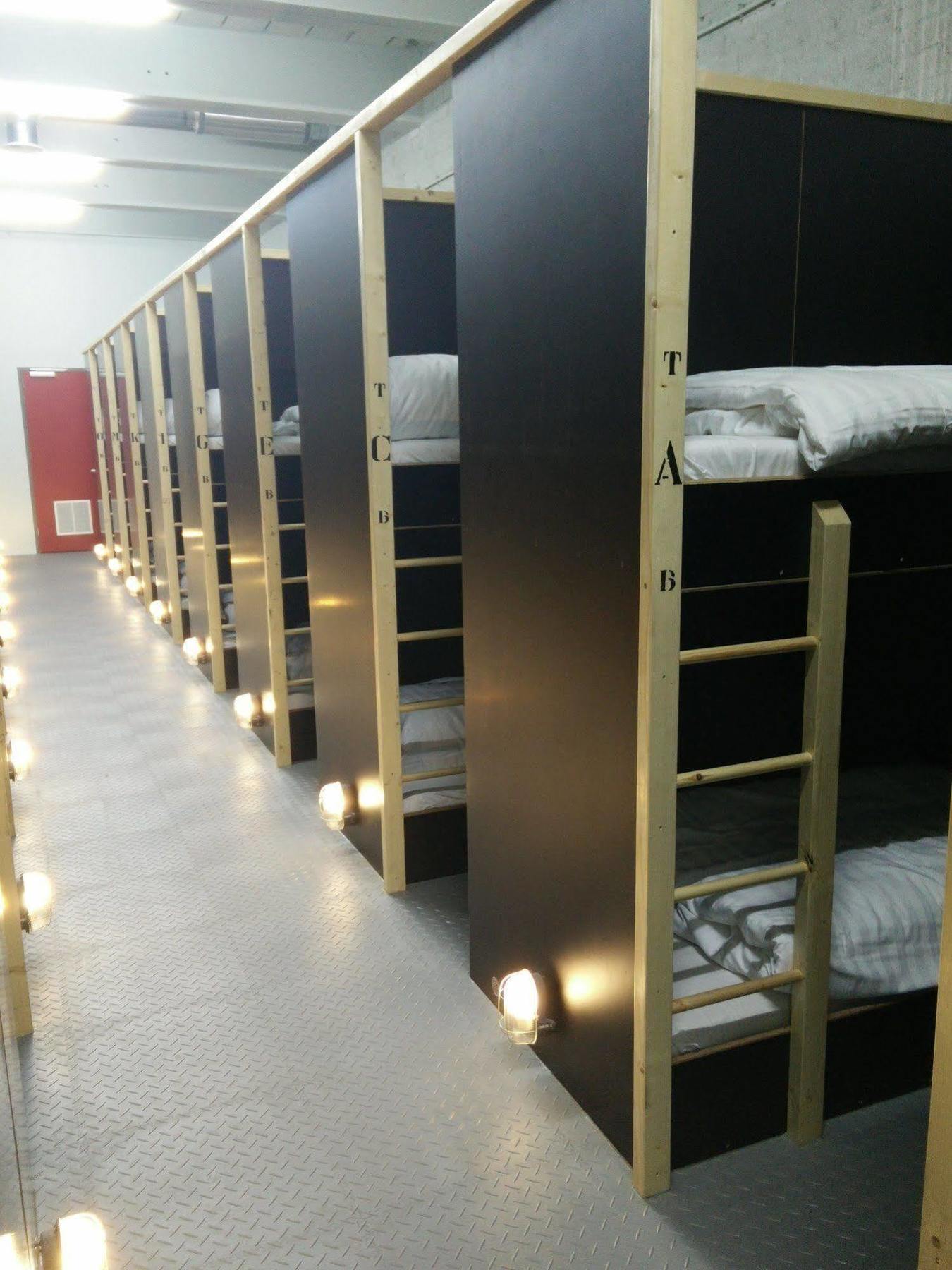 Stayokay Hostel Eindhoven - Blue Collar Eksteriør bilde
